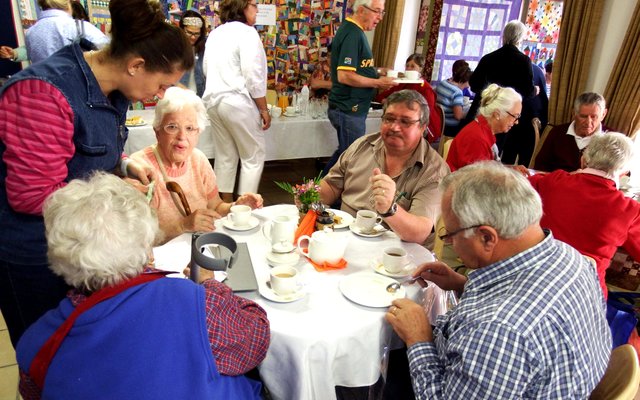 Gansbaai HerbergAanSee Basaar REUSE SUKSES 7